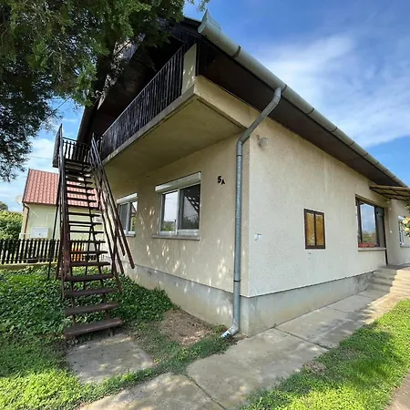 アパート Panna Apartmanhaz